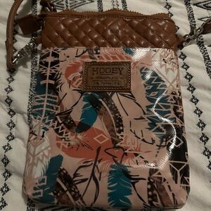 Hooey Women's Tan and Multicolor Feather Crossbody Bag